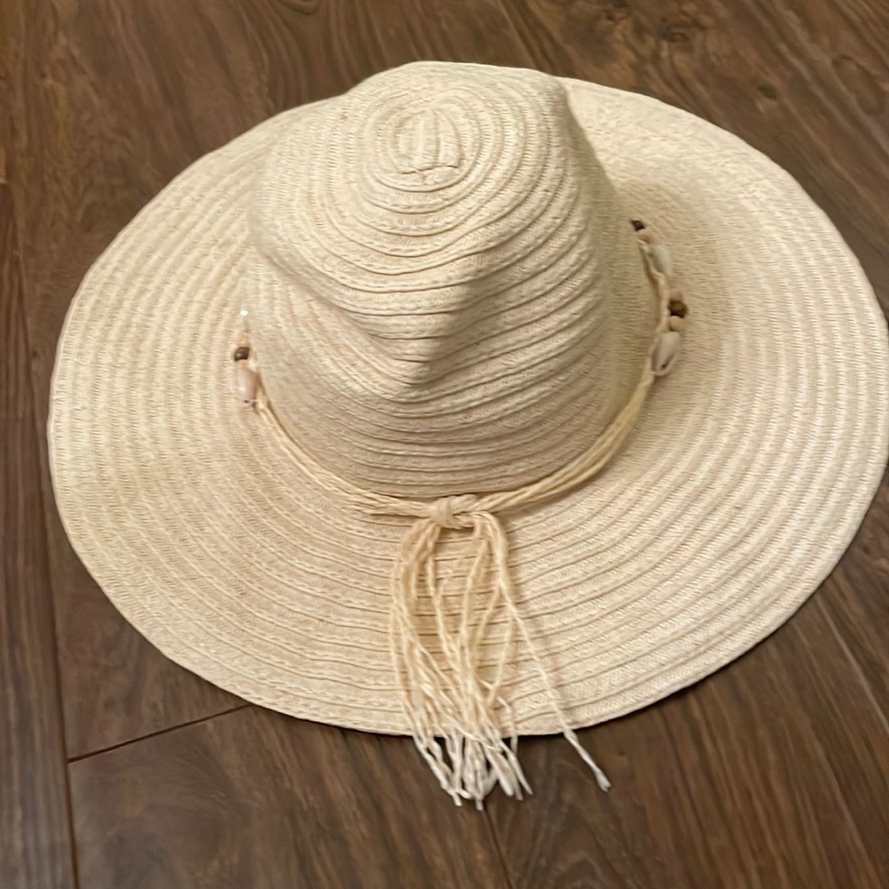 Lake Shore Drive - Floppy Foldable Straw Hat